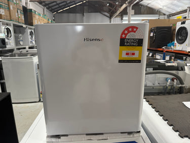 Factory second/Carton damaged Hisense 45 L Bar Fridge – White (HRBF46)